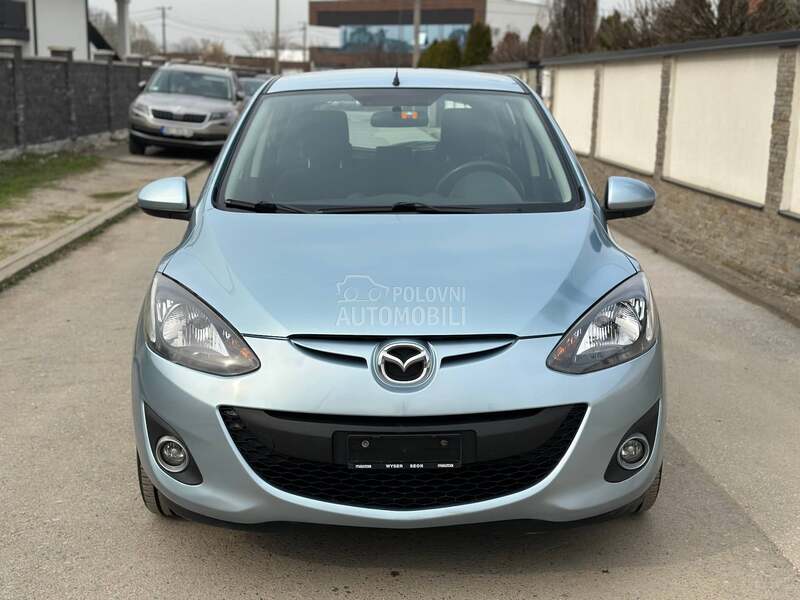 Mazda 2 1.3 Exclusive  CH