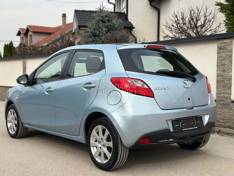 Mazda 2 1.3 Exclusive  CH