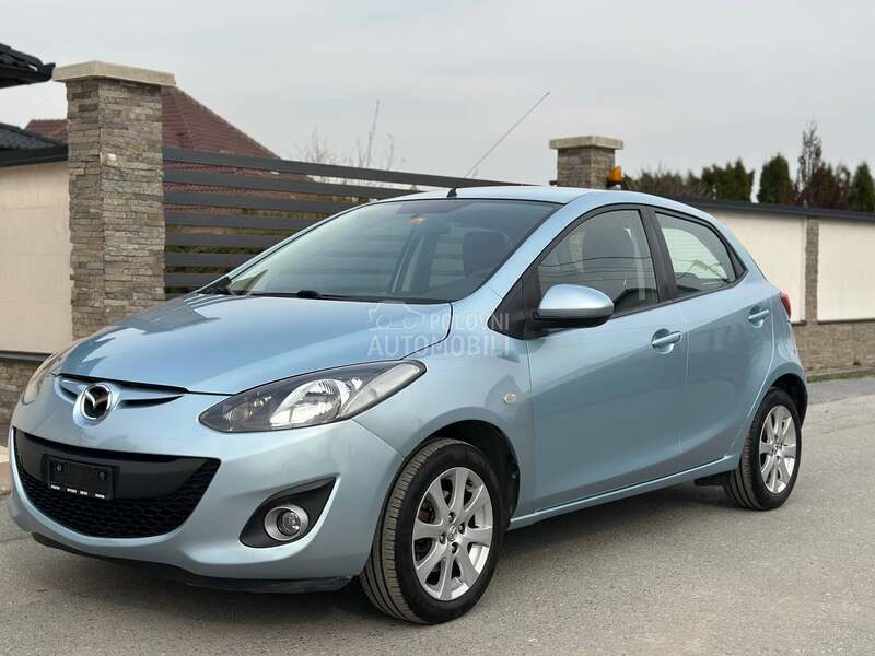 Mazda 2 1.3 Exclusive  CH