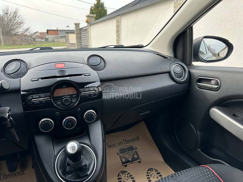 Mazda 2 1.3 Exclusive  CH