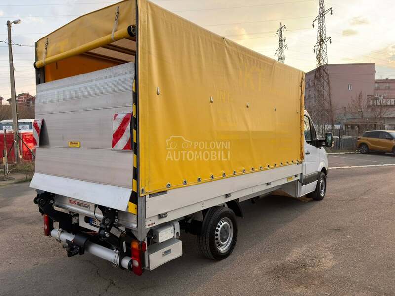 Mercedes Benz Sprinter