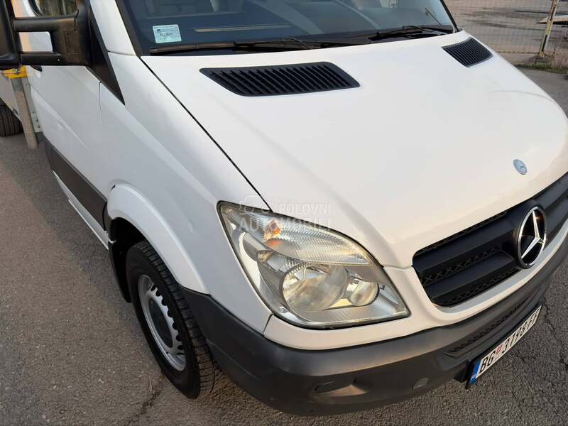 Mercedes Benz Sprinter