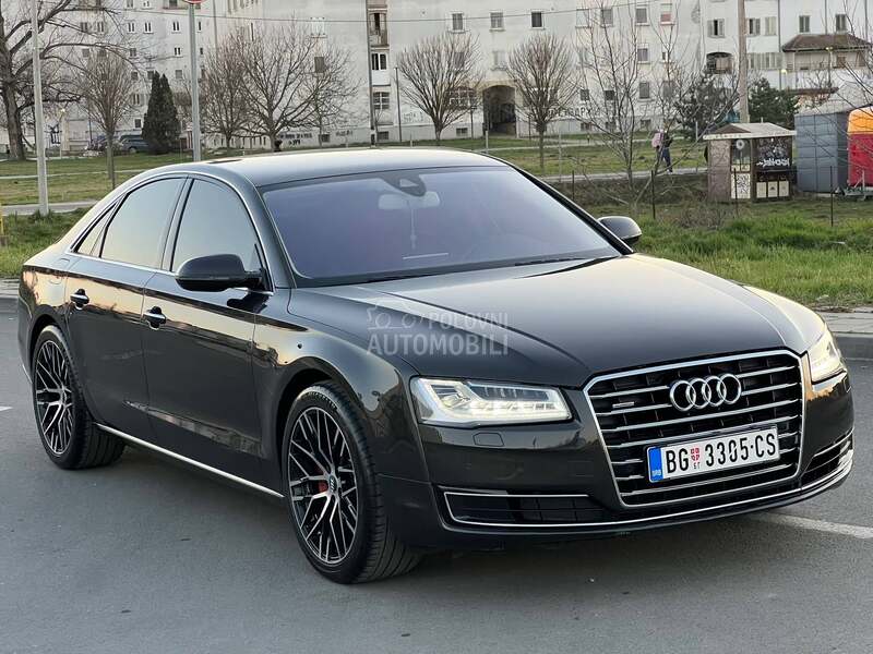 Audi A8 MATRIX / Nigh.t