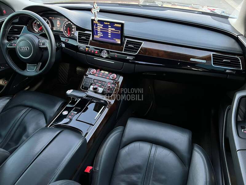 Audi A8 MATRIX / Nigh.t