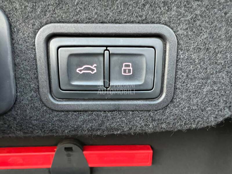 Audi A8 MATRIX / Nigh.t