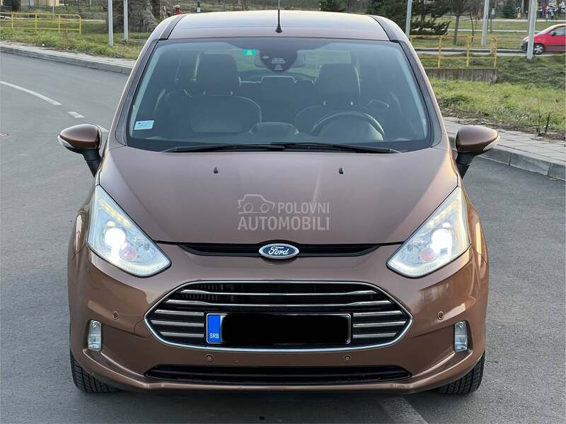 Ford B-Max titanium