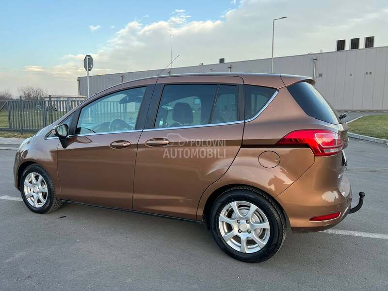 Ford B-Max titanium