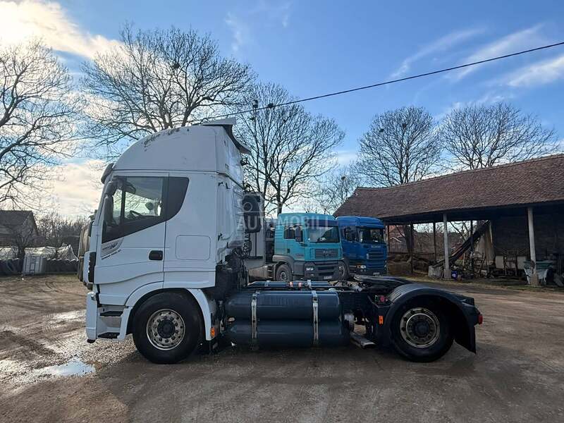 Iveco STRALIS NP 460