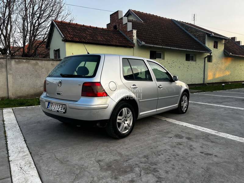 Volkswagen Golf 4 