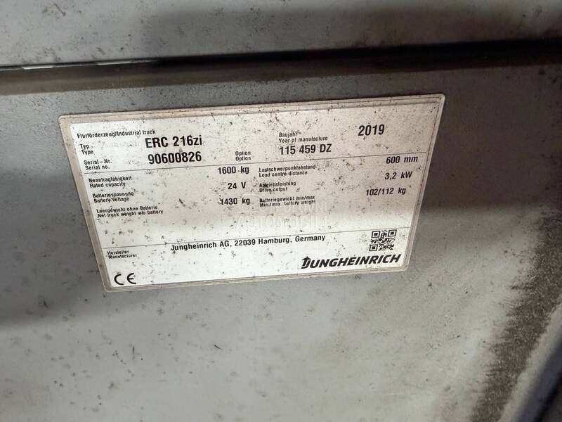 Jungheinrich 1,6 tona Triplex