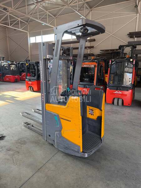 Jungheinrich 1,6 tona Triplex