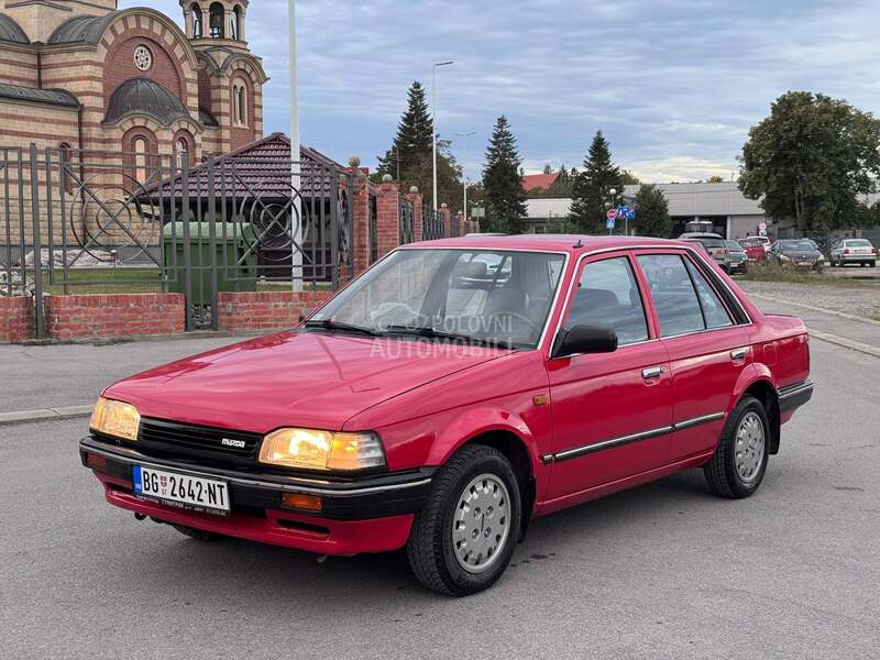 Mazda 323 sedan