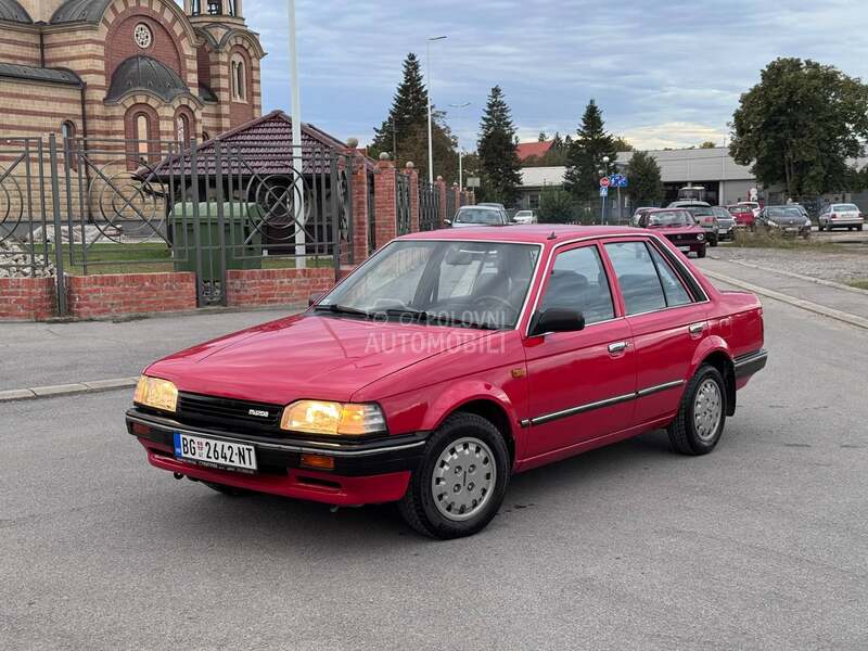 Mazda 323 sedan