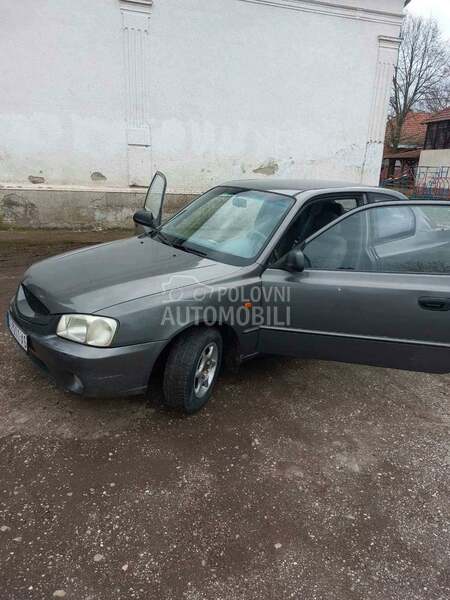 Hyundai Accent 