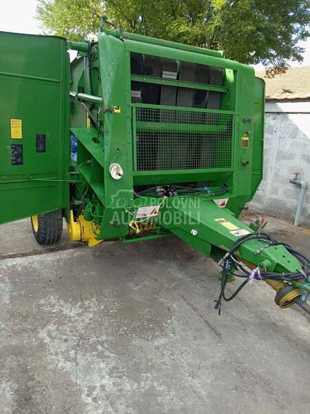 John Deere Rol presa