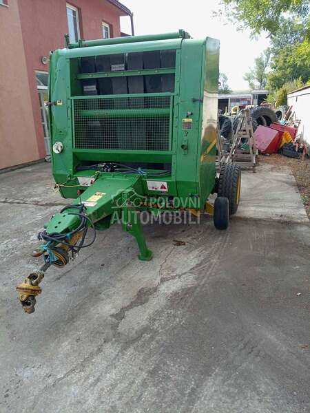 John Deere Rol presa