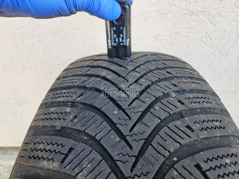 Hankook 195/60 R16 Zimska