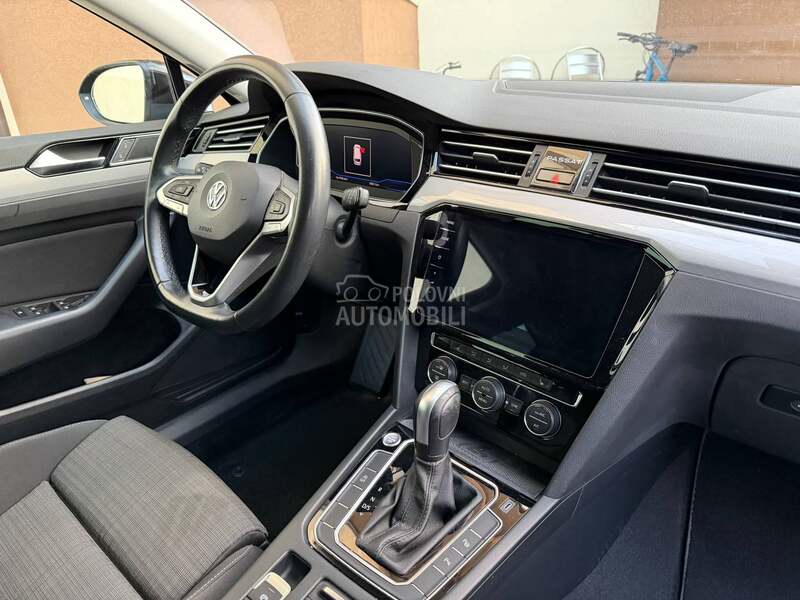 Volkswagen Passat B8 virtual