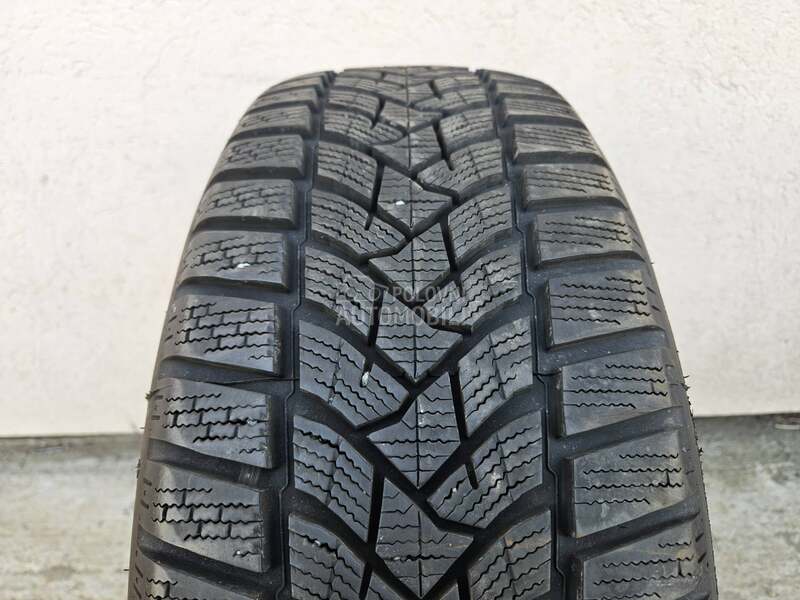 Dunlop 215/60 R16 Zimska
