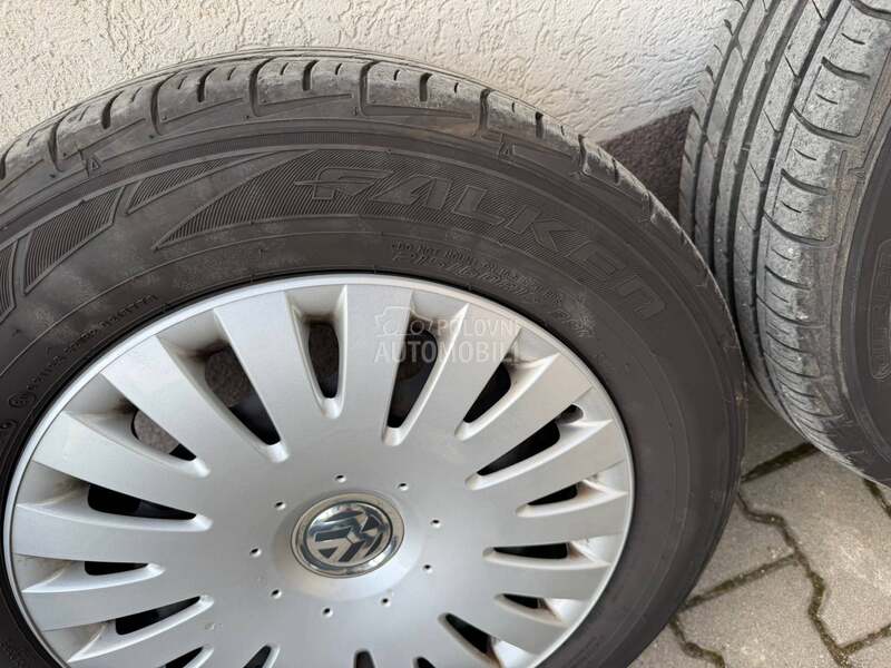 Dunlop 215/60 R16 Letnja