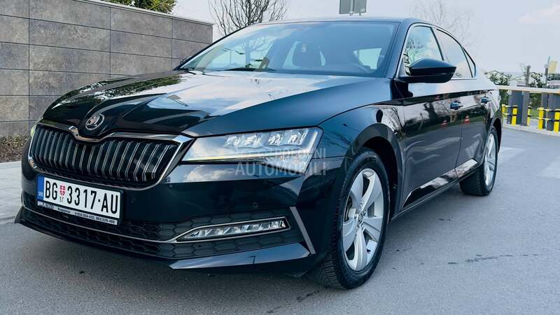 Škoda Superb 