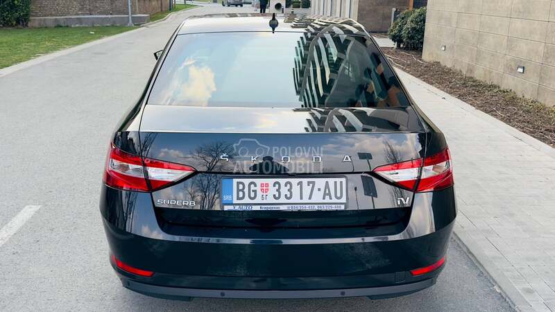 Škoda Superb 