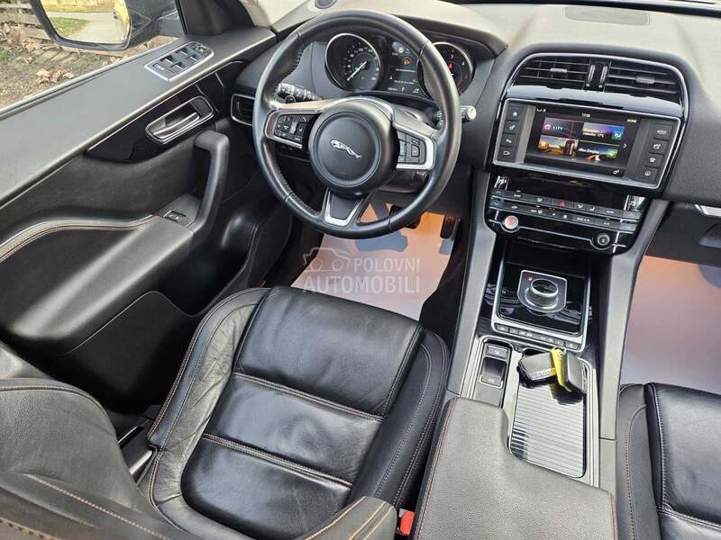 Jaguar F pace FU.LL/TO.P CE.NA