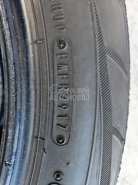 Falken 225/55 R17 Zimska