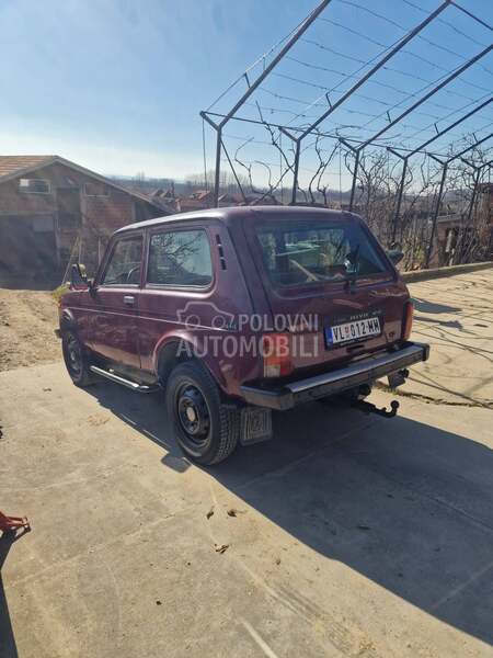 Lada Niva 