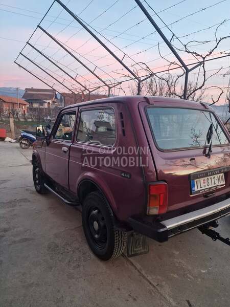 Lada Niva 