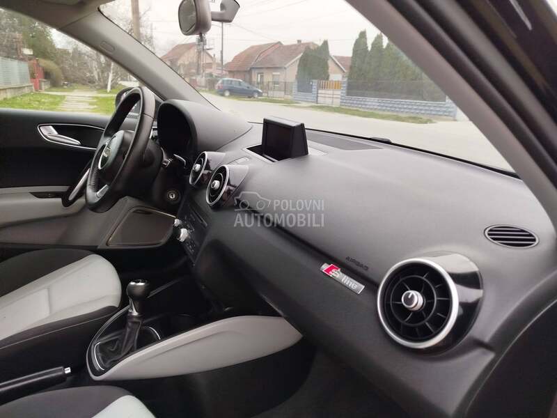 Audi A1 1.6 S LINE