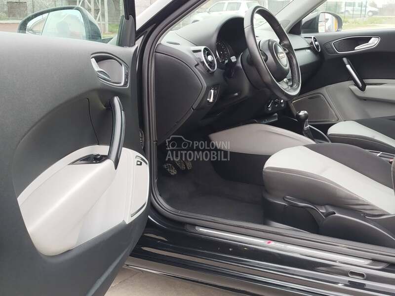 Audi A1 1.6 S LINE