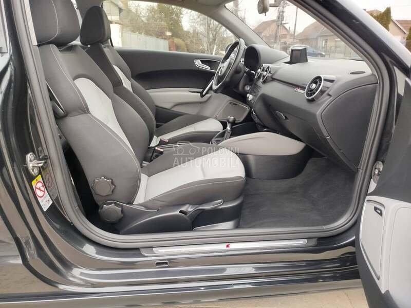 Audi A1 1.6 S LINE