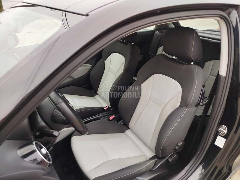 Audi A1 1.6 S LINE