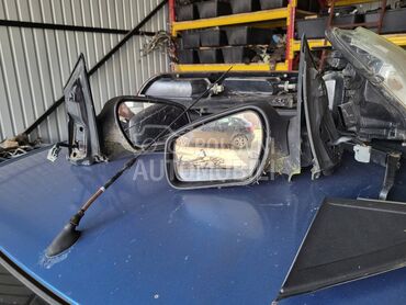 levi,desni retrovizor za Ford Focus od 2005. do 2008. god.