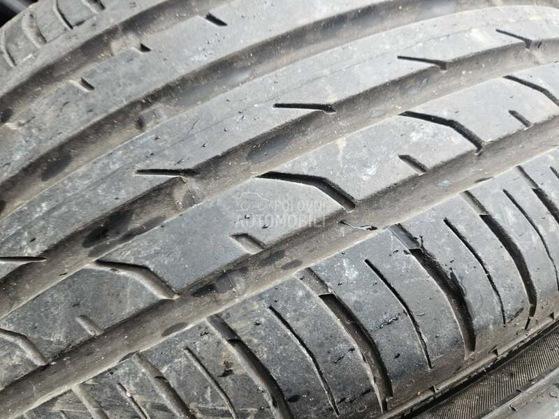 Continental 215/40 R17 Letnja