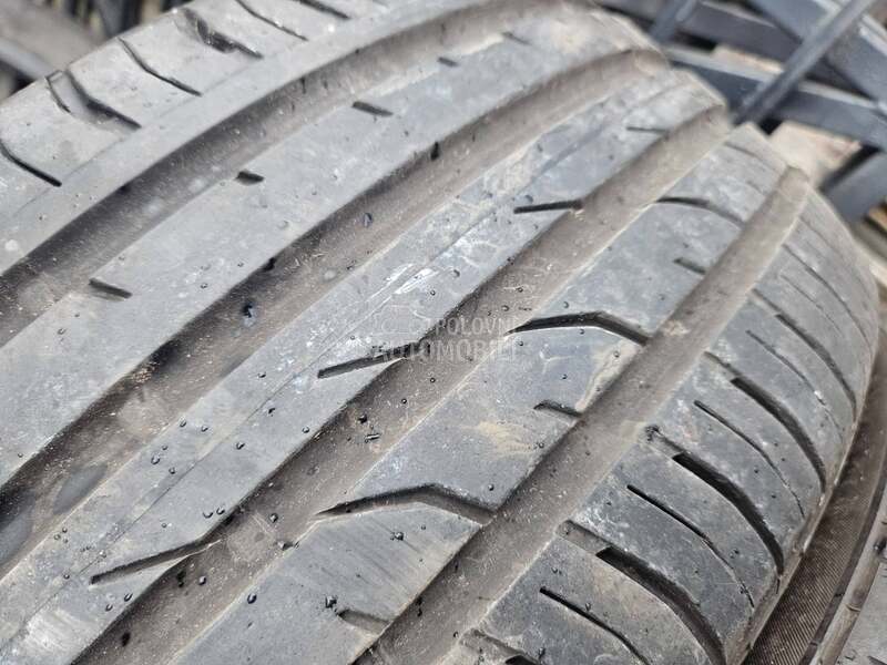Continental 215/40 R17 Letnja