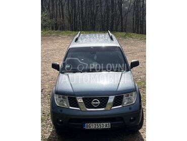 Nissan Pathfinder 2,5 dci