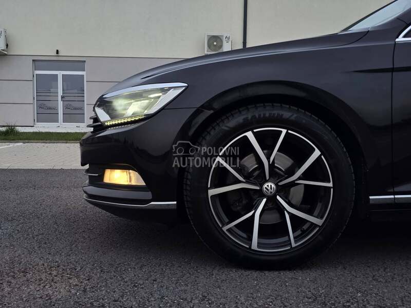 Volkswagen Passat B8 DSG//VIRT