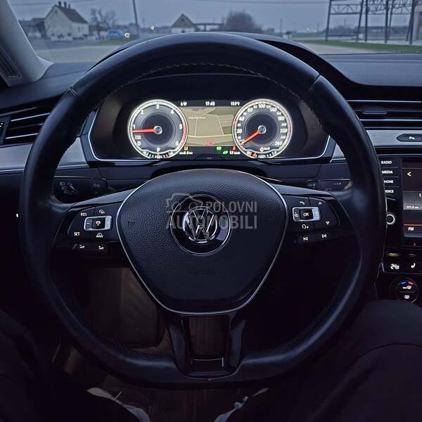 Volkswagen Passat B8 DSG//VIRT