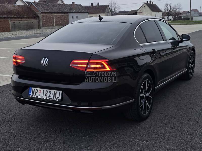 Volkswagen Passat B8 DSG//VIRT