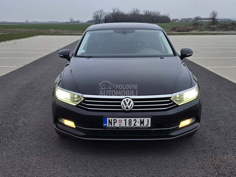 Volkswagen Passat B8 DSG//VIRT