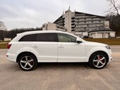 Audi Q7 S LINE