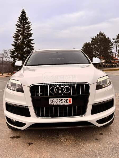 Audi Q7 S LINE
