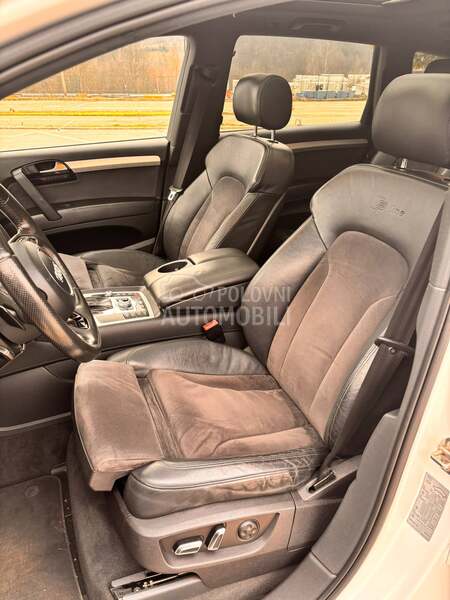 Audi Q7 S LINE