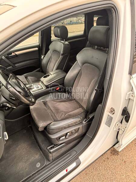 Audi Q7 S LINE