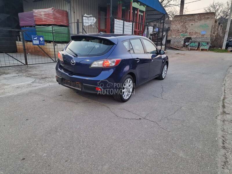 Mazda 3 2.0 HIGHLINE