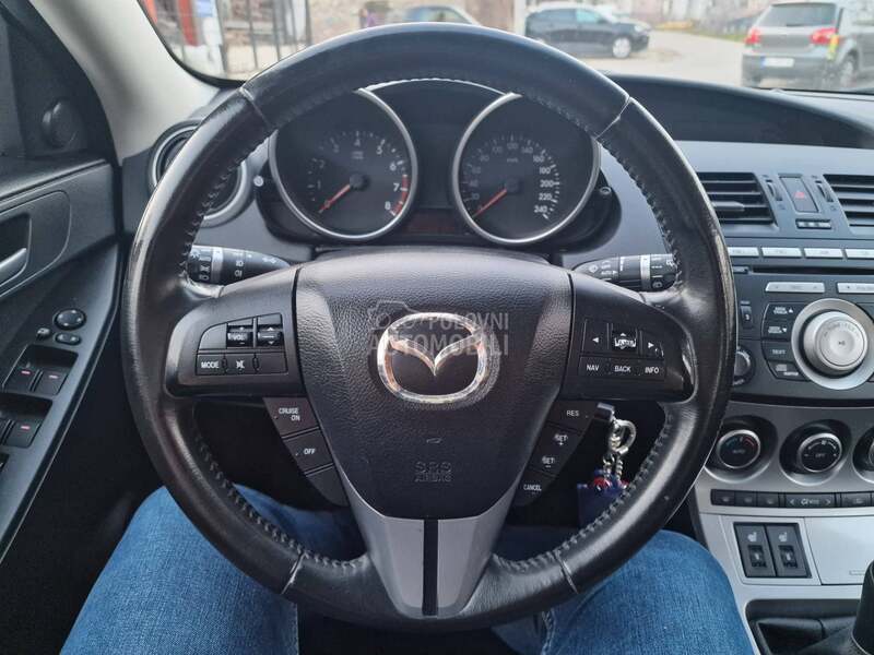 Mazda 3 2.0 HIGHLINE