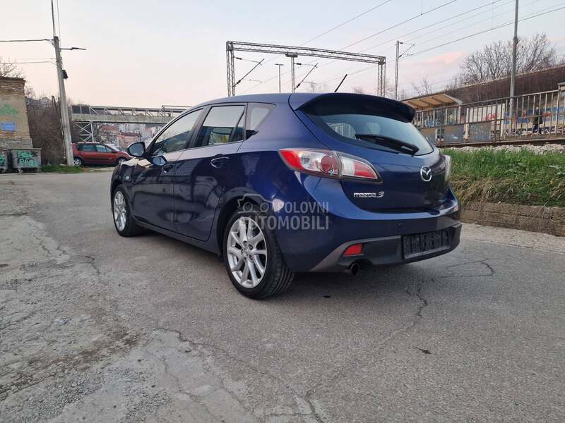 Mazda 3 2.0 HIGHLINE