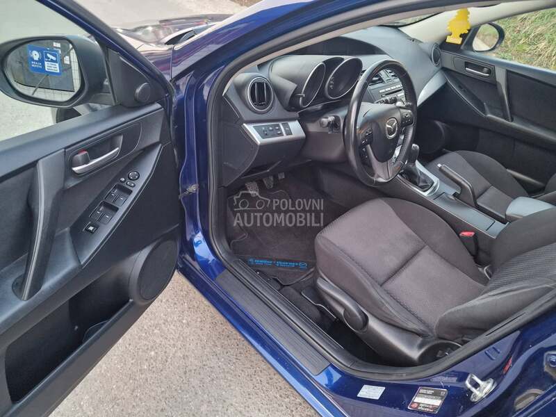 Mazda 3 2.0 HIGHLINE